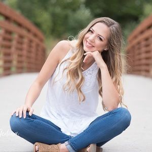 Meet your Posher, Maddie